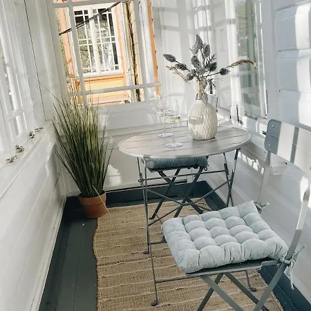Apartamento Cozy With Sauna And Balcony *