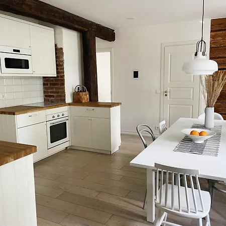 Apartamento Cozy With Sauna And Balcony